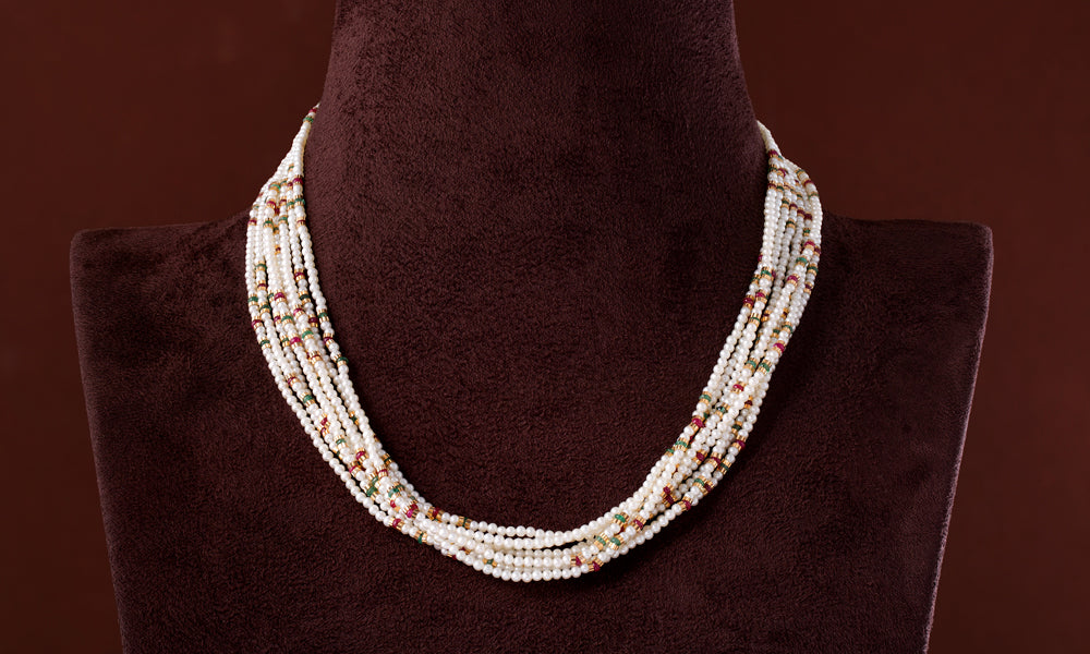 Pearl, Ruby & Emerald: Look How Gem Stones & Gold Create Beauty